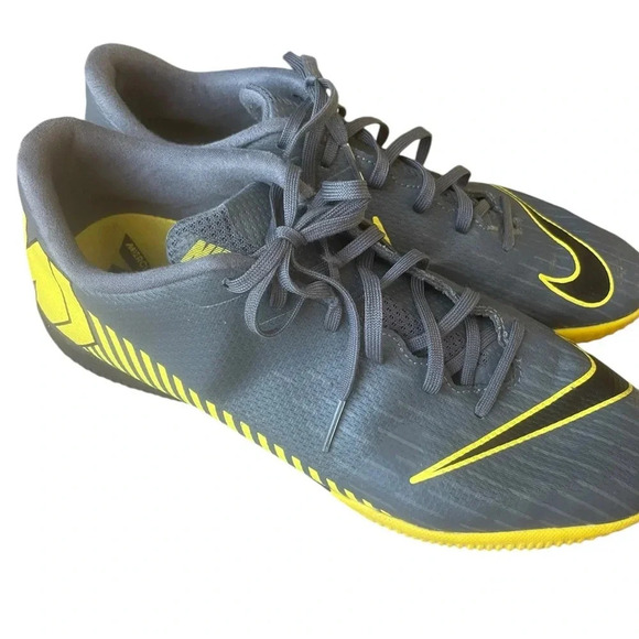 Nike Mercurial Vapor 12 Academy IC Shoes Size 7 Grey Yellow - Picture 1 of 13